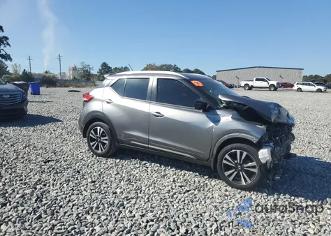 2019 Nissan Kicks S из США, поврежденный, VIN 3N1CP5CU7KL517096